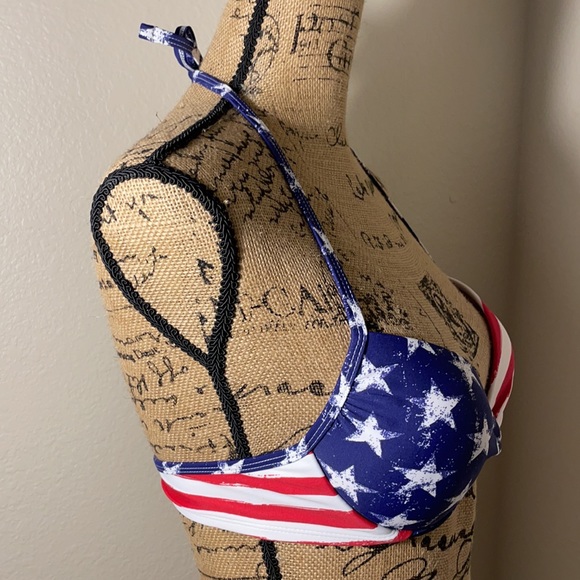 Stars and Stripes Push-up Bikini Top Women’s Red White and Blue - Picture 4 of 7
